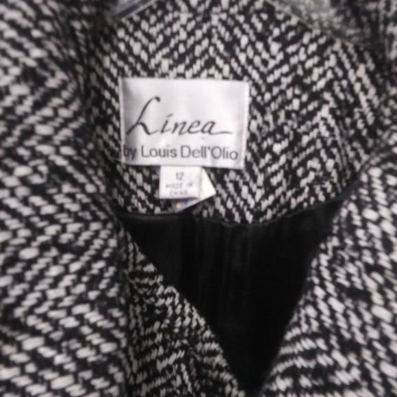 Linea by Louis Dell'Olio - Picture 4 of 5